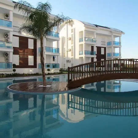 Aqua Mare Luxery Penthouse For 6 Persons アパート シダ